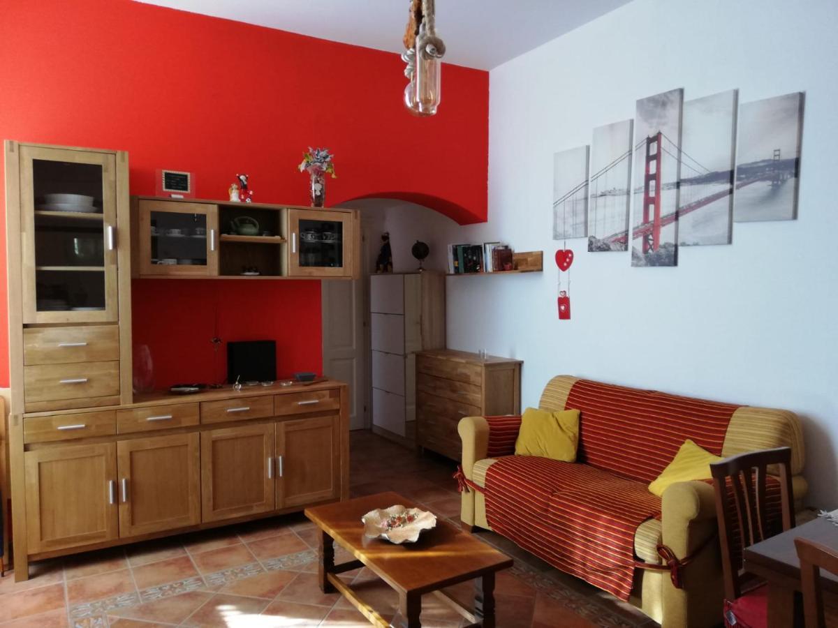 La Casa Di Adele Apartman Sassari Kültér fotó