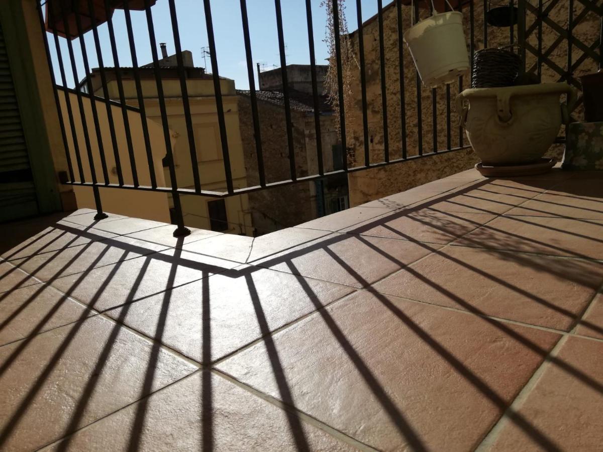 La Casa Di Adele Apartman Sassari Kültér fotó